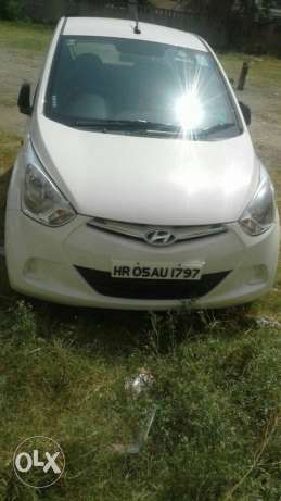  Hyundai Eon petrol  Kms