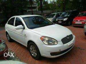 Hyundai Verna full automatic. With ABS. petrol  Kms