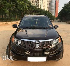  XUV500 W8 (with extended warranty Jan'19) in excellent