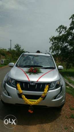 Mahindra Xuv500 w10 series diesel  Kms