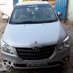  Toyota Innova diesel  Kms