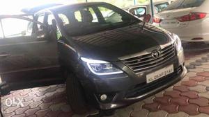 Toyota Innova 2.5 Vx 8 Str, , Diesel