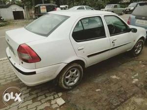  Ford Ikon petrol  Kms