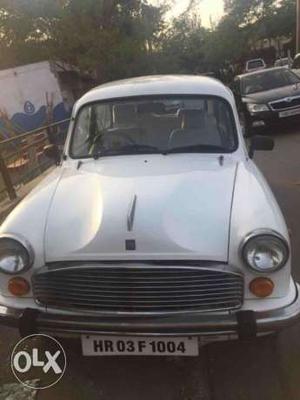 Hindustan Motors Ambassador Classic  Isz Mpfi Ps, ,