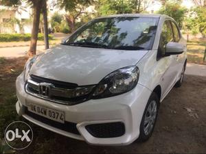  Honda Amaze petrol  Kms