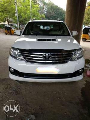 Toyota Fortuner 3.0 4x4 Mt, , Diesel