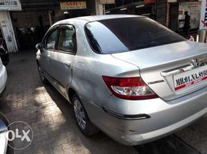  Honda City Zx cng  Kms