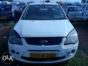 Ford fiesta  yellow board diesel very good condition