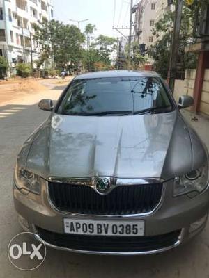  Skoda Superb petrol  Kms