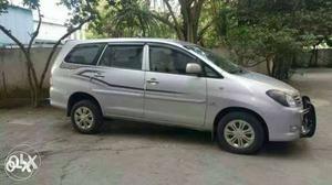  Toyota Innova G 8str Diesel... excellent vehicle with