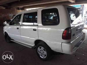 Chevrolet Tavera B1 10-seater - Bs Iii, , Diesel