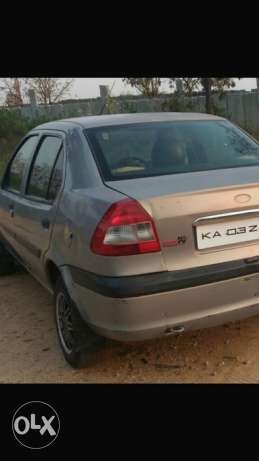  Ford Ikon petrol  Kms