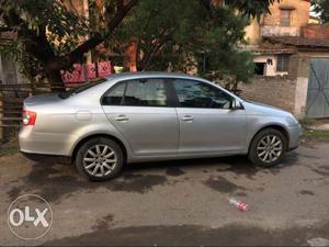  Volkswagen Jetta petrol  Kms