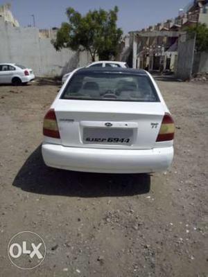  Hyundai Accent cng  Kms