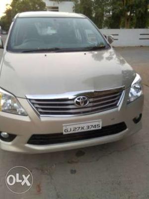  Toyota Innova diesel  Kms