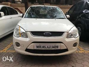 Ford Fiesta Classic SXI 1.6 Petrol for Rs 1.45 lakhs
