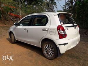  Toyota Etios Liva diesel  Kms