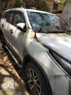 Toyota Fortuner  Model 2.8Z 4X4 AT 500km used only