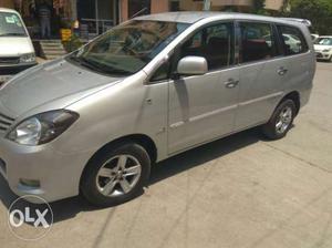 Toyota Innova 2.5 G4 8 Str, , Diesel