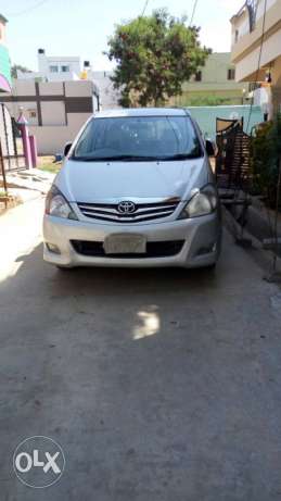  Toyota Innova diesel  Kms