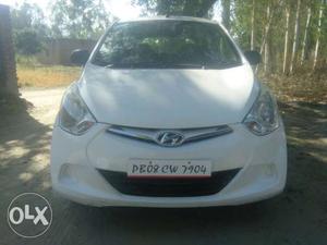  Hyundai Eon petrol  Kms