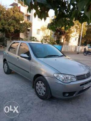  Fiat Palio Stile petrol  Kms