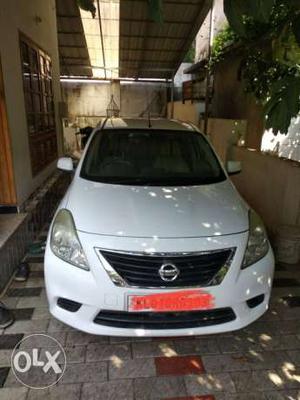  Nissan Sunny diesel  Kms