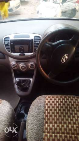  Hyundai I10 petrol  Kms