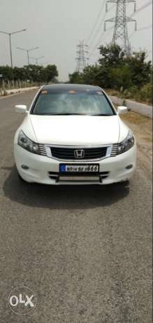  Honda Accord cng  Kms