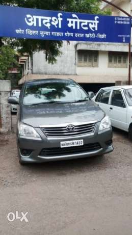 Toyota Innova 2.5 E 8 Str, , Diesel