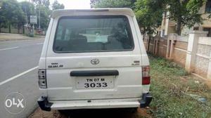 Toyota Qualis diesel  Kms  year