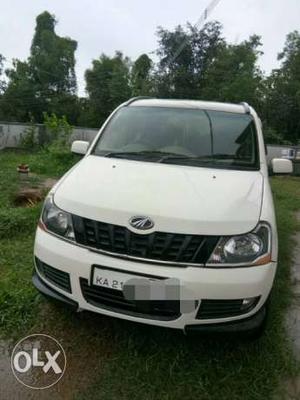  Mahindra Xylo E8 single owner  Kms