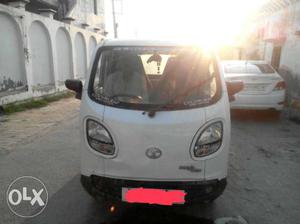 Tata Aris with a very good condition.