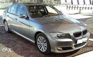 BMW 320d excellent with Sunroof and Idrive KM