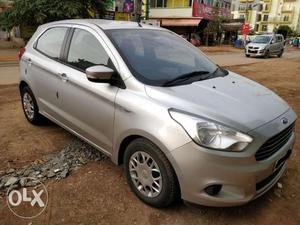 Ford Figo 1.5 TDCI TREND MT (Ingot Silver)