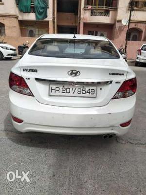  Hyundai Verna cng  Kms