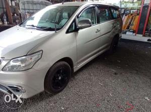 Toyota Innova 2.0 G, Diesel