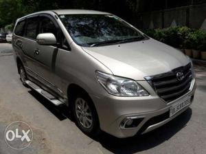 Toyota Innova 2.5 Zx 7 Str Bs-iii, , Diesel