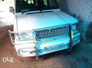 Toyota Qualis  year good condition call