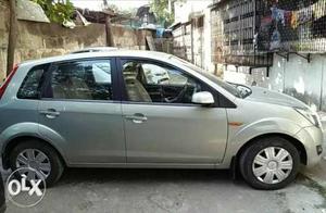  Ford Figo petrol  Kms