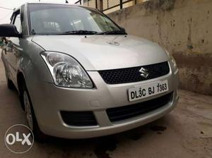 Maruti Suzuki Swift cng  Kms  year