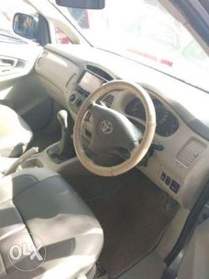 Toyota Innova 2.5 G Bs Iv 8 Str, , Diesel