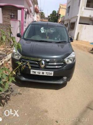 Renault lodgy car 85psi diesel is for sale at 