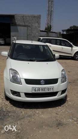  Maruti Suzuki Swift cng  Kms