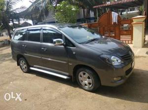 Toyota Innova 2.0 G, Diesel