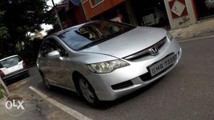 Honda civic 1.8automatic fully automatic top end model