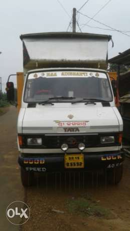 I am selling only my vicel tata 407