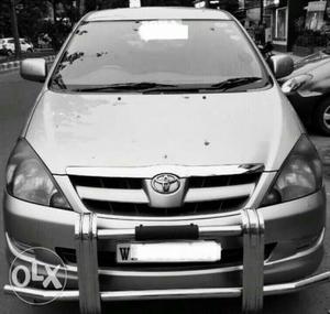 LIFE TIME TAX PAID Toyota Innova diesel  Kms  year