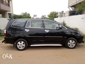 Toyota Innova 2.5 V 8 Str, , Diesel