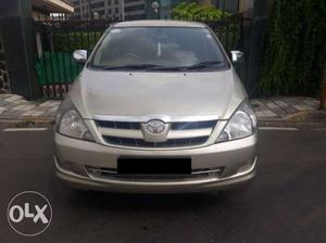 Toyota Innova 2.5 V 8 Str, , Diesel